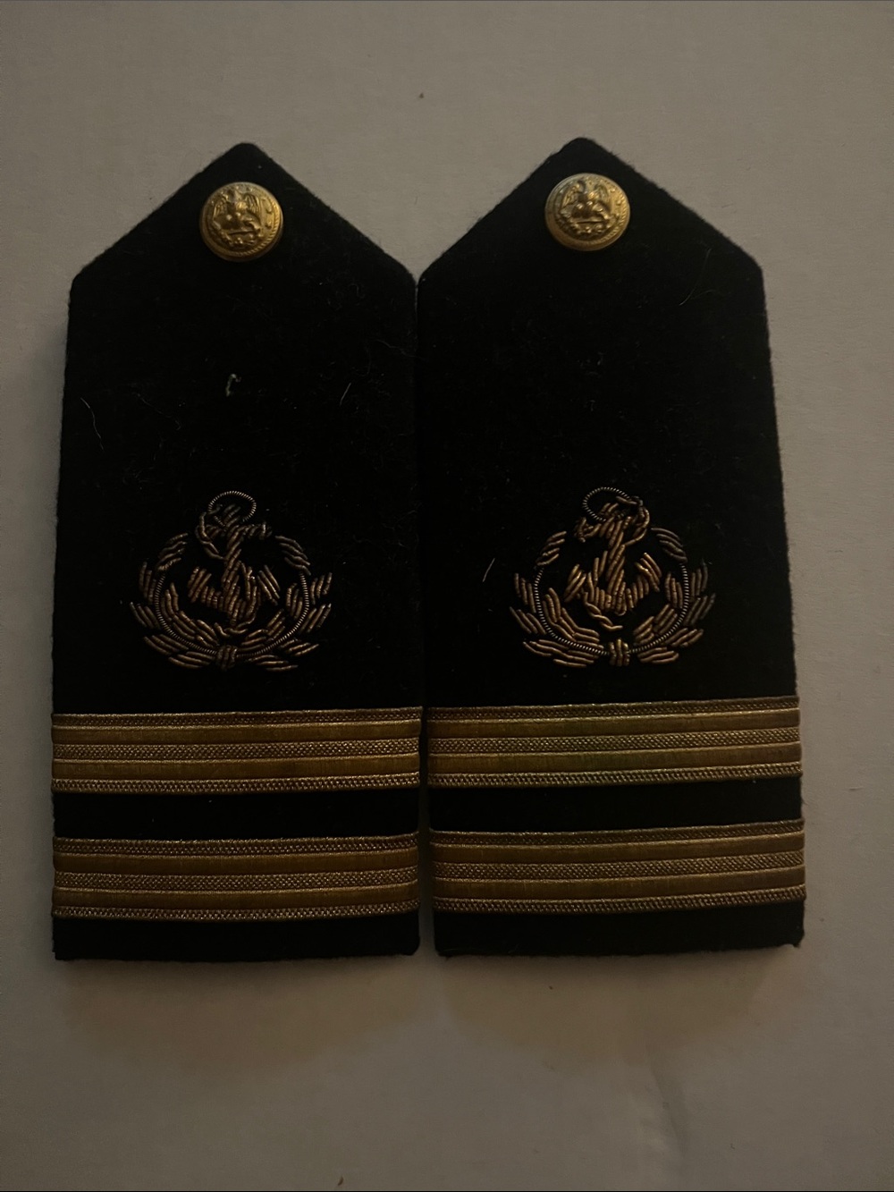 Vanguard Men's Black Epaulette Shoulder Rank Insignia with Gold Embroidery